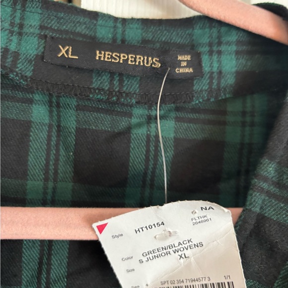 NWT! Hesperus brand Plaid Green and Black Women's Top Size XL - Picture 3 of 7